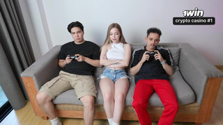Игнорил меня ?? Ну и ладно — потрахаюсь с другом, а не с парнем